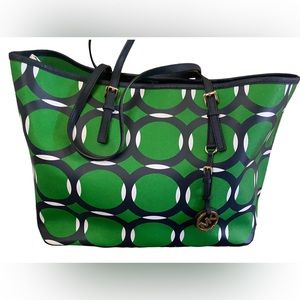 Michael kors tote, gorgeous in green & blue, roomy inside with a clasp closure.